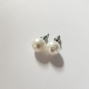 White Pearl Earring